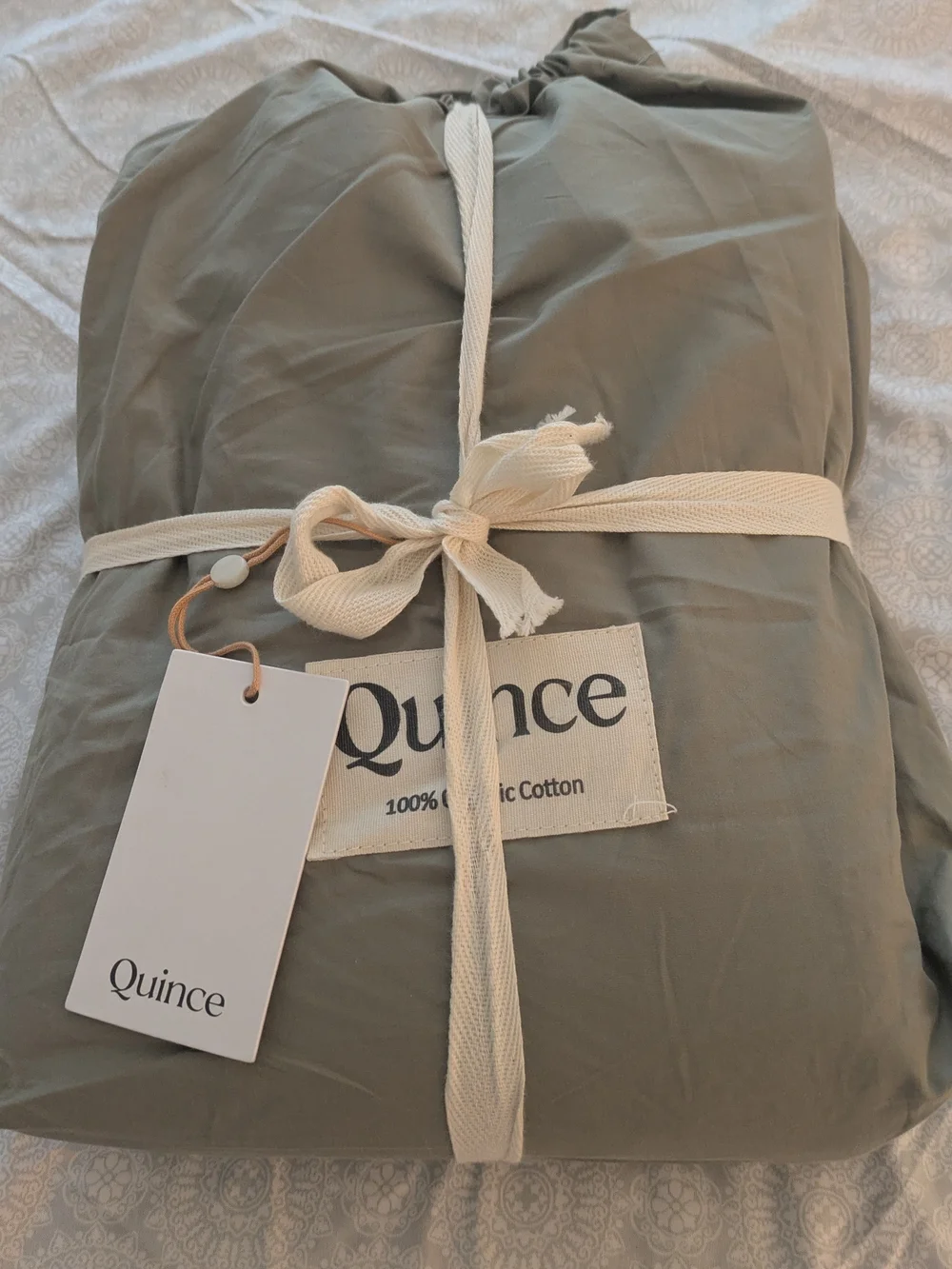 Quince soft sage
